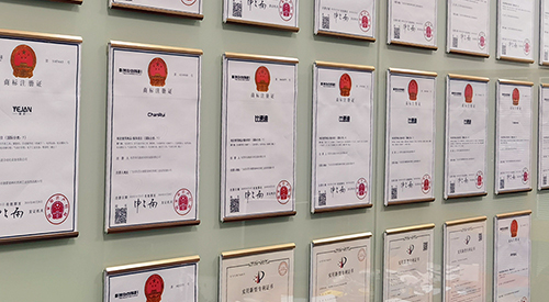 武汉自动拉钉机_铆钉枪_铆螺母枪